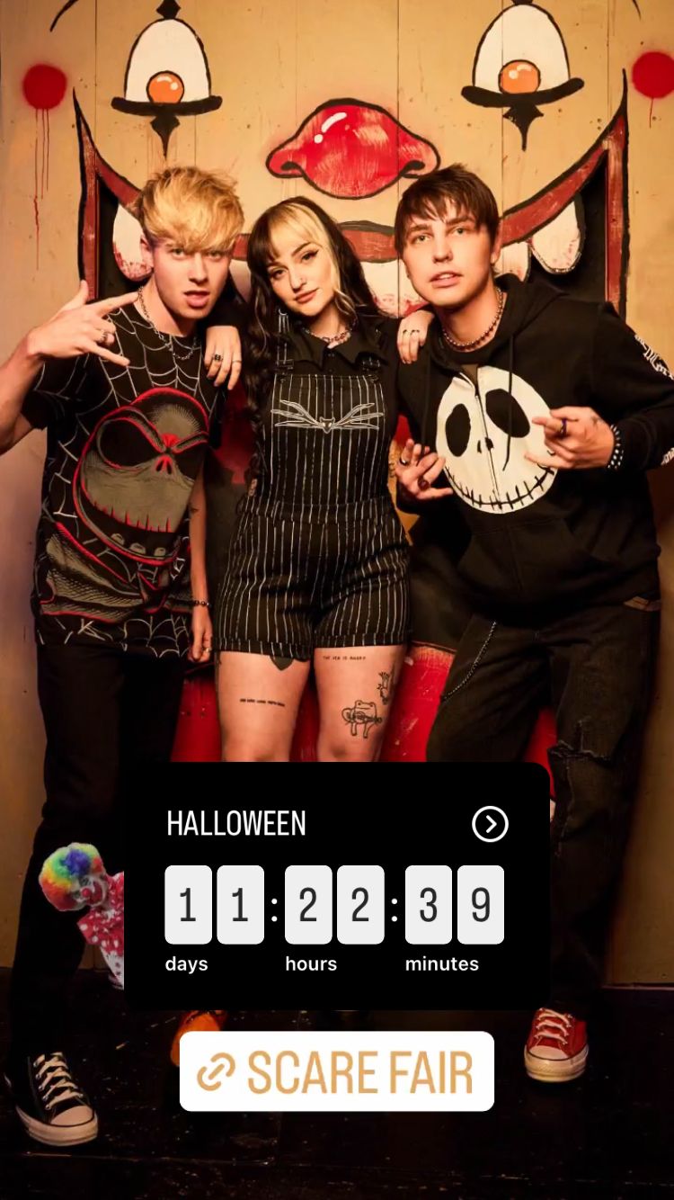 Add a countdown sticker to an Instagram stories post